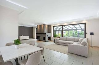 Einfamilienhaus kaufen in 59602 Rüthen, Ihr Traum vom Landleben: Freistehendes Einfamilienhaus mit Pool, Sauna und weitläufigem Garten