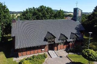 Grundstück zu kaufen in 32602 Vlotho, Unikat mit Perspektive – Kirchgebäude auf großem Areal mit Entwickungspotential in Exter