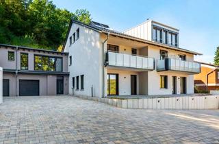 Wohnung kaufen in 76855 Annweiler, Luxuriöse Maisonettenwohnung in gesuchter Höhenlage mit Panoramablick und hochwertigem Interieur