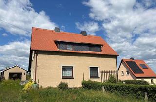 Wohnung kaufen in 04680 Colditz, Doppelhaushälfte in ruhiger Siedlungslage mit unverbautem Ausblick !!