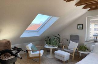 Wohnung mieten in 73527 Schwäbisch Gmünd, Modernisierte Dachgeschoss-Wohnung mit einem Zimmer und Einbauküche in Schwäbisch Gmünd