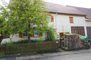 Einfamilienhaus kaufen in 75449 Wurmberg, Altbau-Einfamilienhaus mit Scheune und wunderbarem Garten in schöner Wohnlage