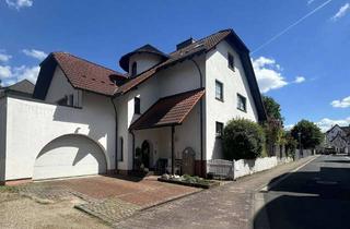 Villa kaufen in 63486 Bruchköbel, Zauberhafte Stadtvilla mit gehobener Innenausstattung in Bruchköbel Stadt