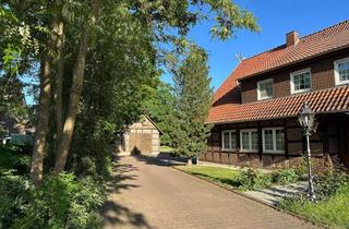 Haus mieten in Wagenzeller Straße, 30855 Langenhagen, Wohnen im Park, Doppelhaus im Fachwerkstil