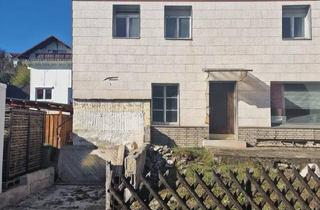 Einfamilienhaus kaufen in 72401 Haigerloch, Haigerloch - Renovierungsbedürftiges Einfamilienhaus mit Scheune in Stetten