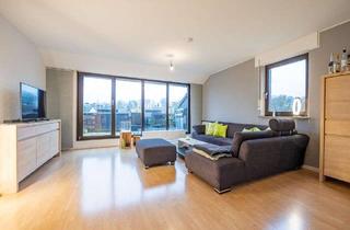 Wohnung kaufen in 47929 Grefrath, Wunderschöne Dachgeschosswohnung in ruhiger Lage von Grefrath mit Garage und Stellplatz