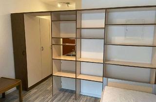 Wohnung kaufen in 93053 Kumpfmühl-Ziegetsdorf-Neuprüll, Möbliertes 1-Zi.-Appartement mit Terrasse und Garten in Top-Lage