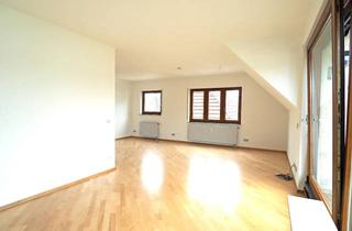 Wohnung kaufen in 73230 Kirchheim, 3,5-Zimmer-Wohnung mit ausgebautem Dachgeschoss und großem Balkon in zentraler Lage