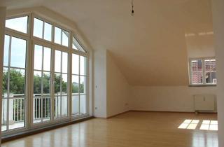 Wohnung kaufen in Hürnbeckstraße 18, 80939 München, Helle und sehr ruhige 3-Zimmerwohnung - Oberstes Geschoss