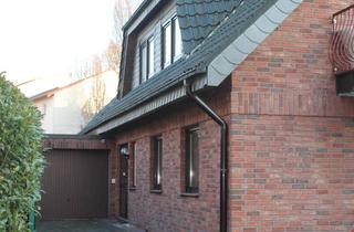 Wohnung mieten in Hochstr. 86, 45894 Buer, Geräumige, gepflegte 4-Raum-Wohnung bzw. Haushälfte geh. Innenausst. Garten/Terasse + EBK + Kamin