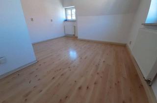 Wohnung mieten in Damaschke Str., 04610 Meuselwitz, 2-RAUM-WOHNUNG MIT EINBAUKÜCHE IN MEUSELWITZ DEMNÄCHST ZU VERMIETEN! EBK ENTHALTEN!