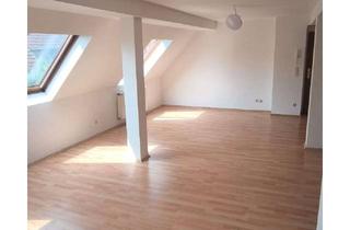 Wohnung mieten in Humboldtstraße 38, 46045 Altstadt-Süd, Helle moderne Altbauwohnung in ruhigem Haus mit Dachgalerie und viel Raum
