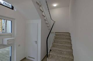 Wohnung mieten in 33829 Borgholzhausen, 3,5 Zimmer Wohnung mit Balkon und EBK