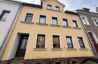 Mehrfamilienhaus kaufen in Clara-Zetkin-Straße 15, 07570 Weida, Mehrfamilienhaus mit Potential in zentraler Lage von Weida sucht Sie als neuen Besitzer!