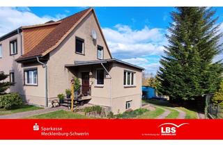 Haus kaufen in 19406 Borkow, Wohnen mit See-Zugang!