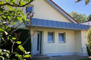 Einfamilienhaus kaufen in Lerchenweg, 86356 Neusäß, Schönes Einfamilienhaus mit Keller, Garage und großem Garten in ruhiger Lage in Hainhofen