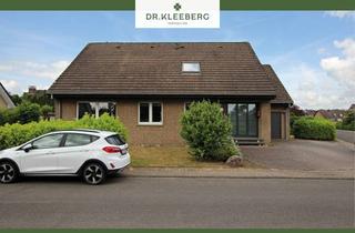 Haus kaufen in 48249 Dülmen, Ein-/Zweifamilienhaus mit Potenzial und Südwestgarten in familienfreundlicher Lage von Dülmen