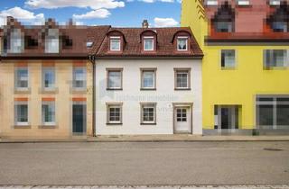 Haus kaufen in 78166 Donaueschingen, Stadtwohnhaus mit Gartenidylle – zentrumsnah in Donaueschingen