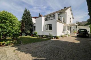 Doppelhaushälfte kaufen in 51377 Alkenrath, Charmante Doppelhaushälfte mit zwei Einheiten, Garten und Dachterrasse in einwandfreiem Zustand