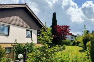 Einfamilienhaus kaufen in 75378 Bad Liebenzell, Viel Raum und Potenzial: Freistehendes Einfamilienhaus mit ausbaubarem Dachboden und großem Garten