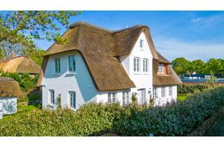 Haus kaufen in 25938 Nieblum, Ein friesisches Ferienhaus in TOP Lage