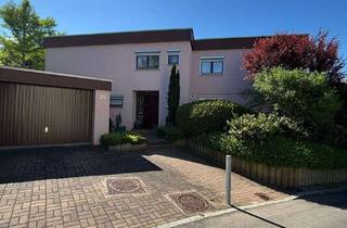 Einfamilienhaus kaufen in 72760 Reutlingen, Einfamilienhaus in Toplage mit Einliegerwohnung