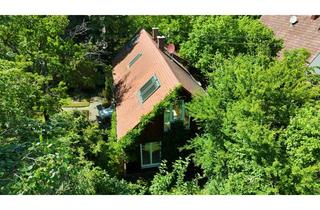 Einfamilienhaus kaufen in 86391 Stadtbergen, Provisionsfrei! Kernsaniertes, charmantes Einfamilienhaus mit Parkgrundstück - uneinsehbar