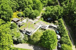 Haus kaufen in 53940 Hellenthal, Leben wo andere Urlaub machen – großzügiges Anwesen mit herrlichem Ausblick ins Grüne & Privatsphäre