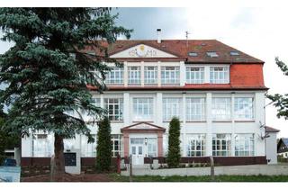 Haus mieten in Wildbader Str. 60, 75394 Oberreichenbach, Wunderschönes Haus mit Garten und Loggia in denkmalgeschützter Wohnanlage
