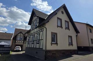Anlageobjekt in 76307 Karlsbad, Tolles Immobilienpaket: Zwei Wohnhäuser in idyllischer Dorflage