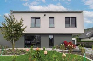 Anlageobjekt in 53506 Hönningen, Exklusiver Neubau mit Doppelgarage und großem Garten in idyllischer Lage von Hönningen