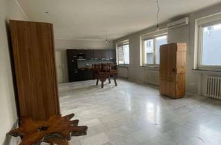 Büro zu mieten in Büdericher Straße 13, 41460 Neuss, Helles Büro mit Küche, Bad und zusätzlichem Raum – Nähe Neuss Hauptbahnhof