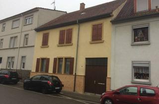 Wohnung mieten in Augustastr. 16, 68723 Schwetzingen, Schwetzingen - Hochschule für Rechtspflege - 4er WG sucht Dich!