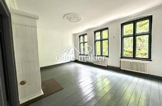 Wohnung mieten in 25813 Husum, Charmante Maisonette mit Dachterrasse, Dielenboden u. Kachelofen in zentraler Stadtlage