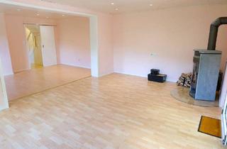 Einfamilienhaus kaufen in 36179 Bebra, Finden Sie Ihre Oase der Ruhe - Idyllisches Einfamilienhaus am Waldrand von Gilfershausen!