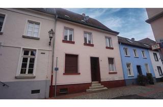Haus kaufen in Fieselstraße, 47441 Moers, Für Handwerker mit viel Fantasie