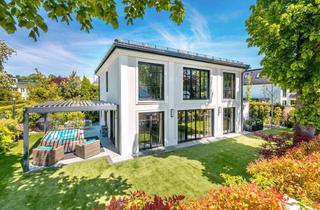 Villa kaufen in 82031 Grünwald, Englisch inspirierte, neuwertige Villa von 2019, in nobelster Grünwalder Lage