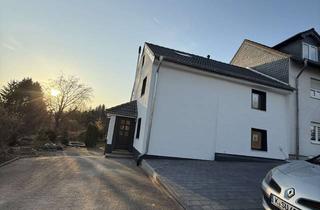Haus mieten in Braunkohlenstrasse 28, 51469 Bergisch Gladbach, Preiswertes 4-Raum-Einfamilienhaus mit gehobener Innenausstattung in Bergisch Gladbach