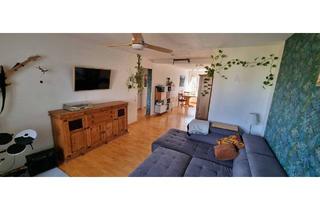 Wohnung kaufen in 97209 Veitshöchheim, Veitshöchheim - Schöne 3-Zimmerwohnung mit Einbauküche und Balkon in ruhiger Ortsrandlage in Veitshöchheim