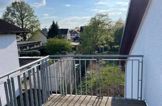 Wohnung kaufen in Karl-Staib-Str. 3, 65795 Hattersheim, Hattersheim - Dach, Fassade & Fenster neu - 3-Zimmer-Wohnung mit Balkon zur individuellen Renovierung