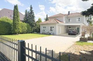 Einfamilienhaus kaufen in 16356 Ahrensfelde, Ahrensfelde - Mehr Raum fürs Familienglück - modernes Traumhaus mit Pool und Garten