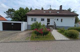 Einfamilienhaus kaufen in 71577 Großerlach, Großerlach - Einfamilienhaus mit einer Einliegerwohnung.