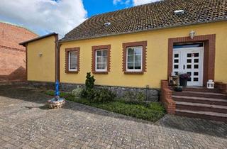 Doppelhaushälfte kaufen in 17321 Löcknitz, Löcknitz - Doppelhaushälfte zu verkaufen