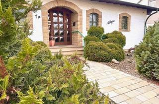 Einfamilienhaus kaufen in 76351 Linkenheim-Hochstetten, Linkenheim-Hochstetten - Repräsentativer Bungalow & vielseitig nutzbare Einfamilienhaus
