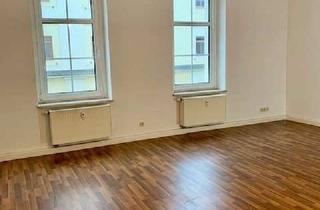 Wohnung kaufen in 08485 Lengenfeld, Schöne 2-Zimmer-Eigentumswohnung im 1.OG