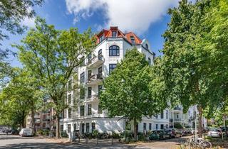 Wohnung kaufen in Abendrothsweg 74, 20251 Hoheluft-Ost, Vermietete 4 1/2 Zi. Altbauwohnung mit zwei Balkonen ++ courtagefrei ++