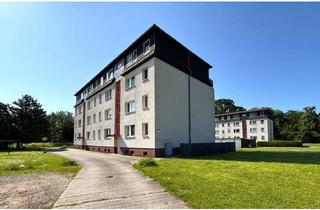 Wohnung kaufen in Rüsterweg 4b, 06780 Zörbig, Familienfreundliche Eigentumswohnung mit Einbauküche, 2x Balkonen und 2x Garagen in Löberitz