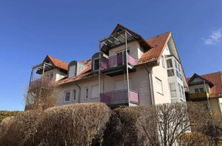 Wohnung kaufen in 87764 Legau, Hübsche, kleine 3-Zimmer-Dachgeschosswohnung mit Balkon und TG-Stellplatz in Legau