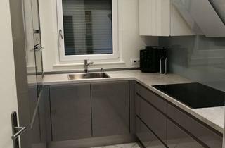 Wohnung mieten in 63179 Obertshausen, Attraktive 3-Zimmer-Dachgeschosswohnung mit EBK in Obertshausen