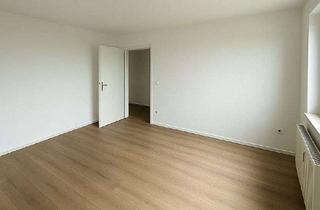 Wohnung mieten in Friedrich-Engels-Str. 47, 18273 Güstrow, gemütliche 2-Raum-Dachgeschosswohnung mit Wannenbad und Fenster, Balkon, Keller und Stellplatz mgl.